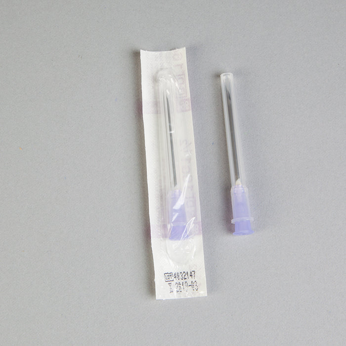 Sterile BD™ Luer-Lok™ Needle